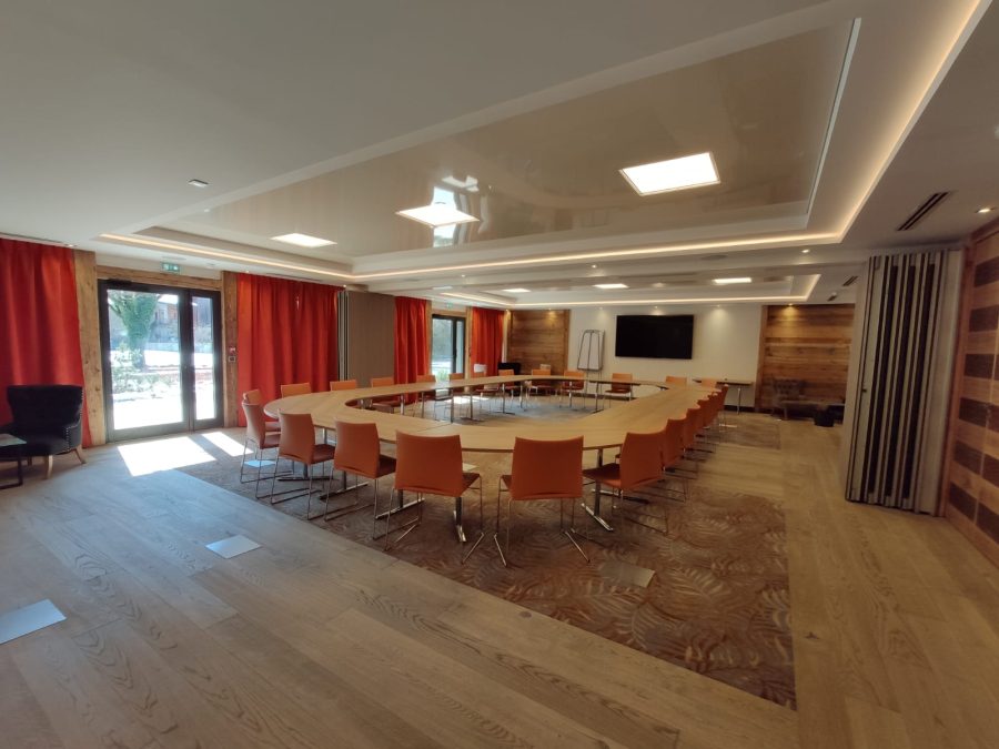 Salle Perrière Hotel Alexane – Salle de réunion