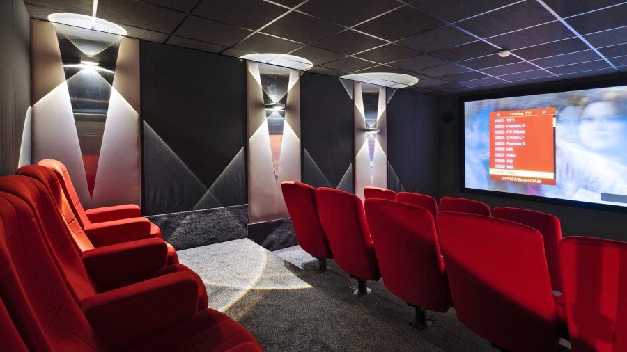 Salle de cinéma 14 personnes – Privatisation réunion – Résidence Et Hôtel Alexane – Samoens Alpes de Haute Savoie