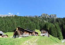 Randonnée vers le refuge et l’alpage des fonts