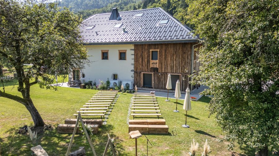 Cérémonie de mariage en extérieur – Ludogite Les Bois Dessous_Châtillon-sur-Cluses