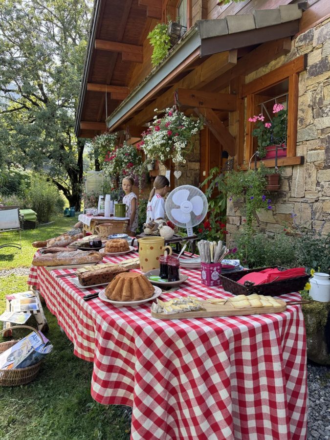 Goûter après visite du troupeau