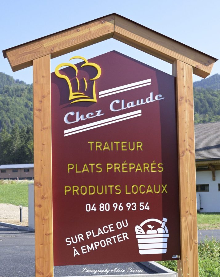 CHEZ CLAUDE