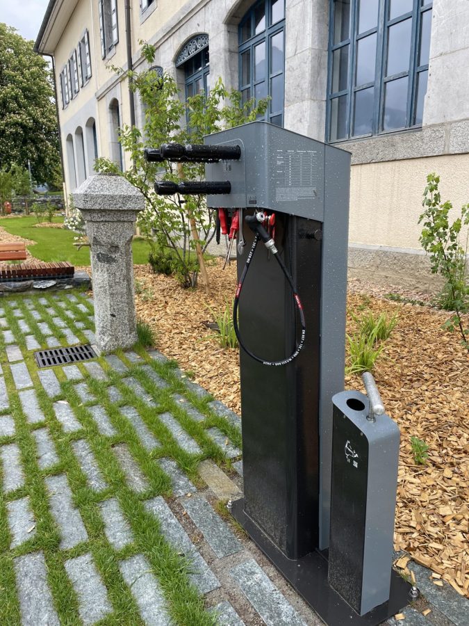 Borne de services vélo_Châtillon-sur-Cluses