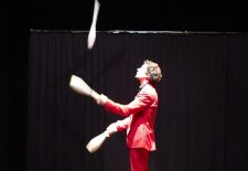 Les Illusions d’Anto : un spectacle magique et circassien